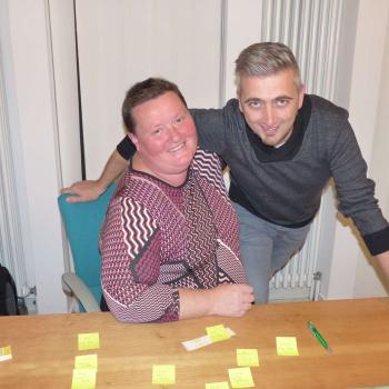 „Doppelt leben hält besser“ (Theater Verein Schlanders); Fotos: Sepp