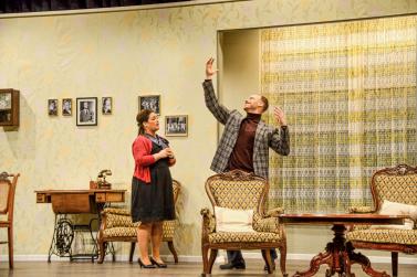 "Hier sind Sie richtig" - Theater in Latsch; Fotos: Michael Andres